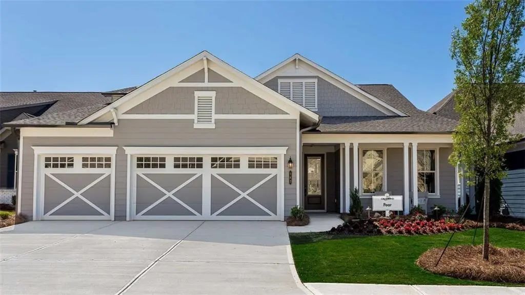386 Geneva Way, Hoschton