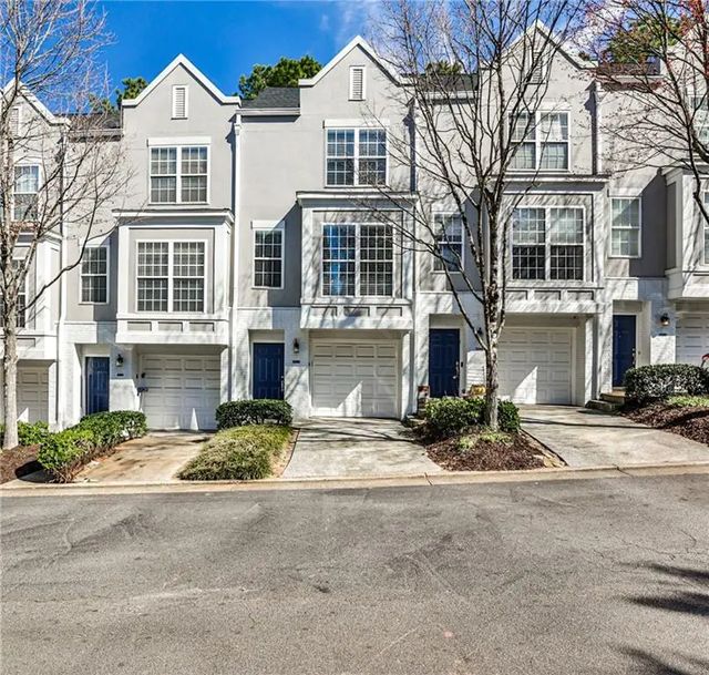 1126 Village Court Se, Atlanta