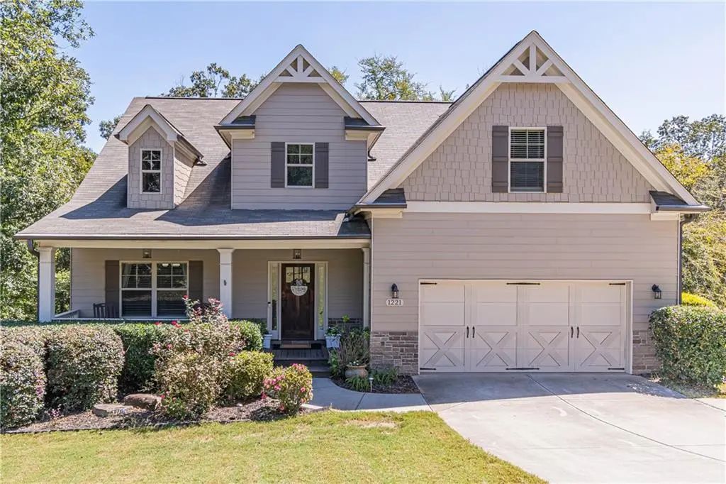 1221 Shiva Boulevard, Winder