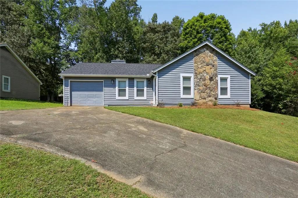 1050 Chapman Circle, Stone Mountain