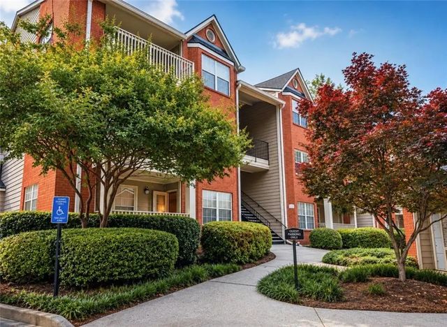 2043 Chastain Park Court Ne, Atlanta