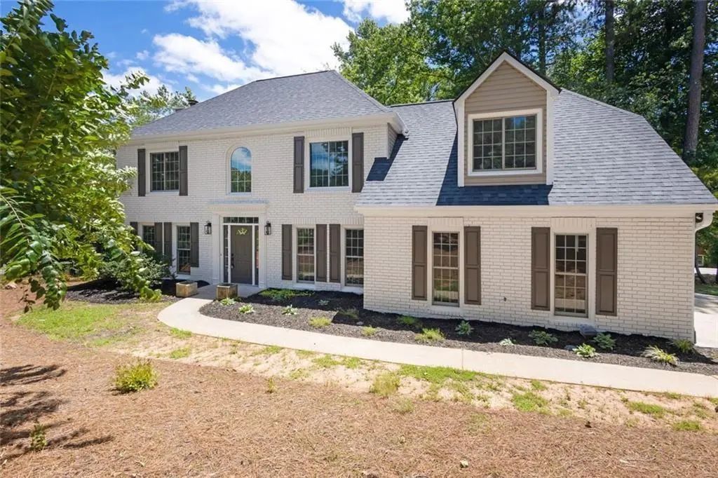 9380 Grace Lake Drive, Douglasville