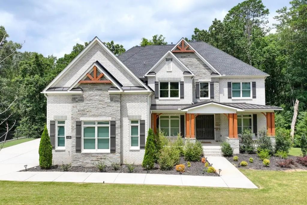 14180 Reserve Manor Lane, Roswell
