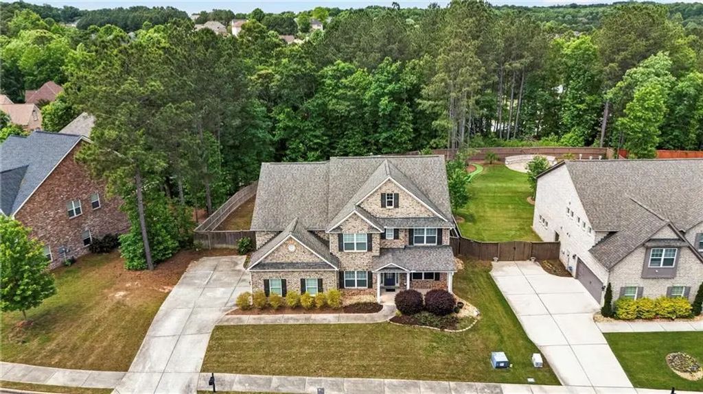 5390 Hennessy Circle, Atlanta