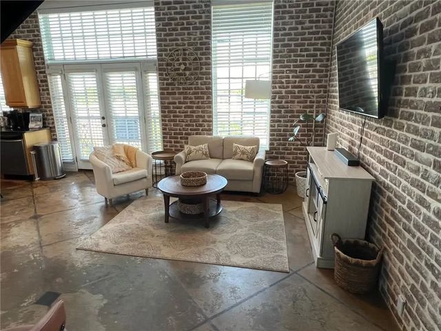 Unit 119 - 5434 Peachtree Road, Atlanta