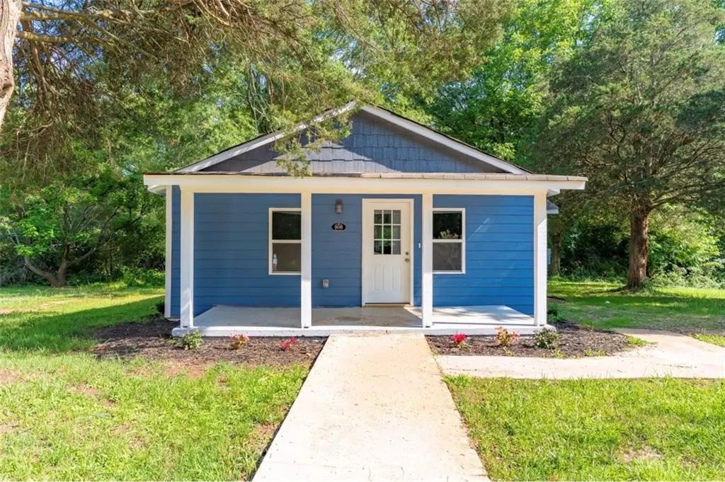 808 Davis Street, Monroe