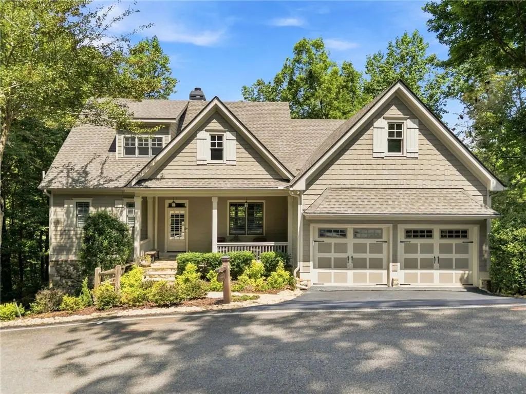 55 Hillside Way, Big Canoe