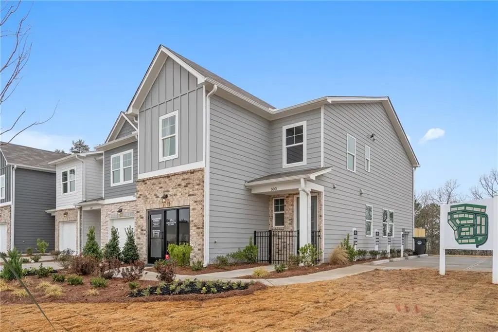 532 Crown Ridge Drive, Emerson