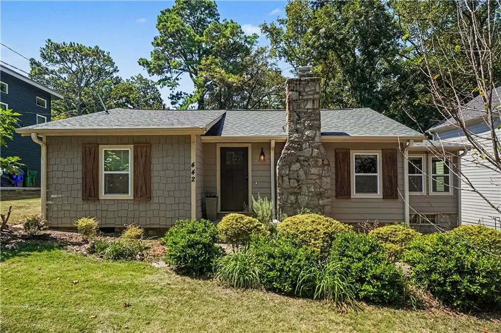 442 Spring Drive, Pine Lake