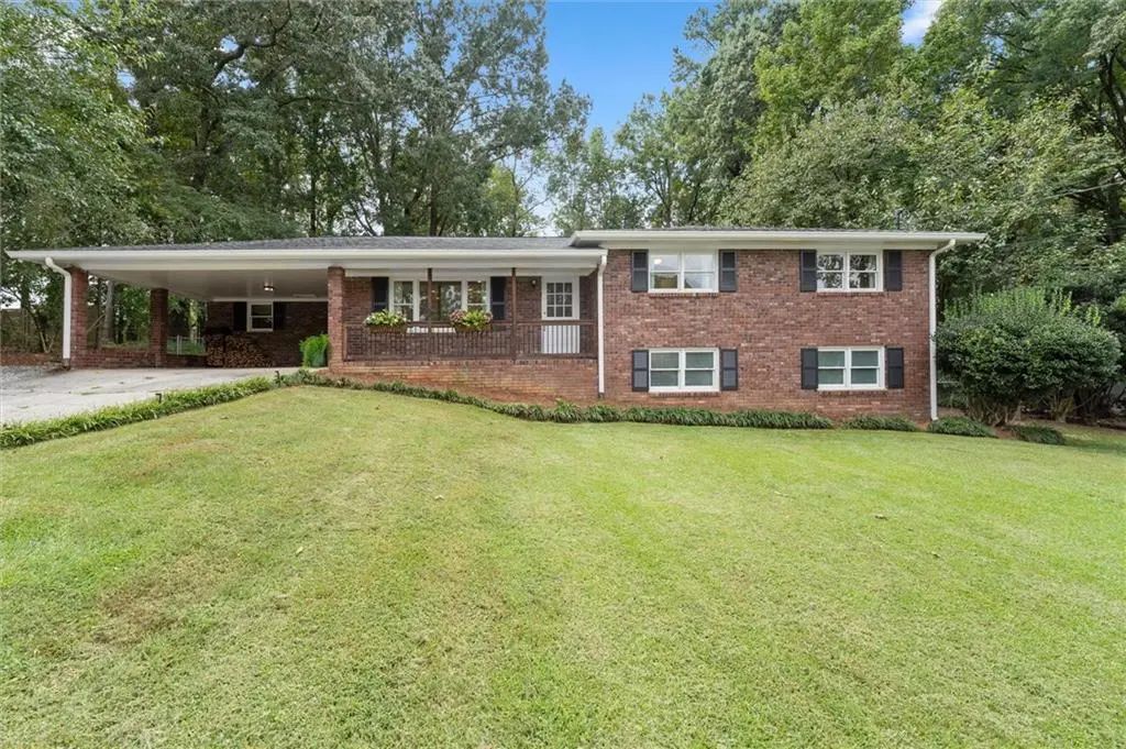 1850 Donald Drive, Marietta