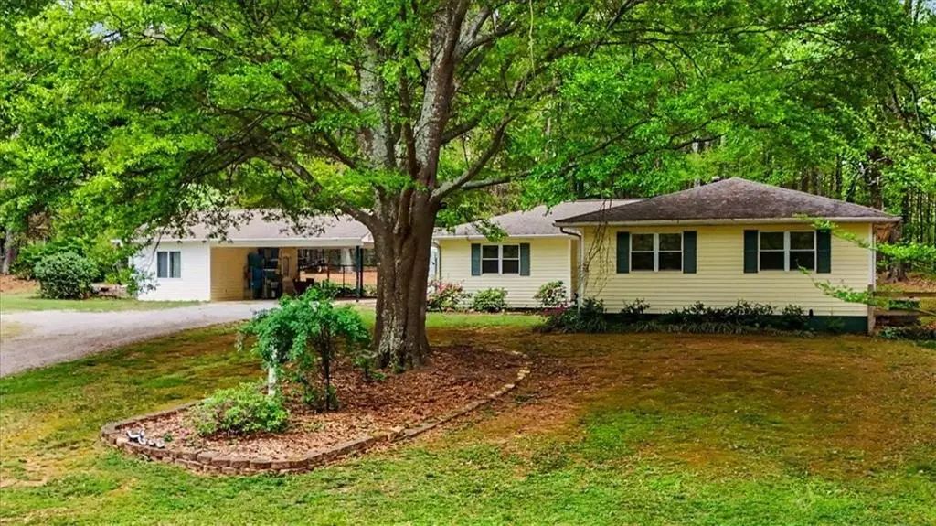 1361 Villa Rica Road, Powder Springs