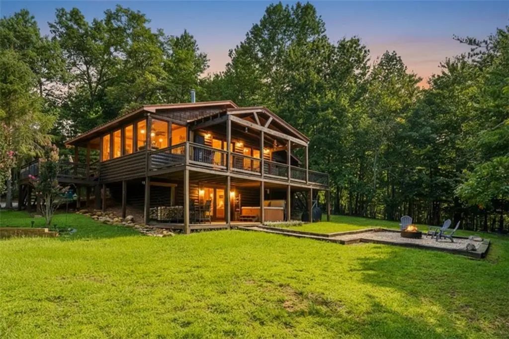 24 Oak Ledge Road, Morganton