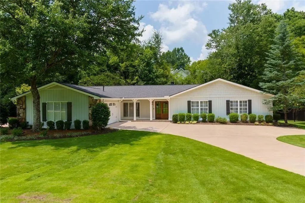815 Fairfield Drive, Marietta