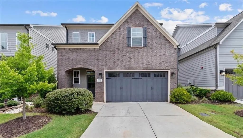 561 Onyx Landing, Marietta