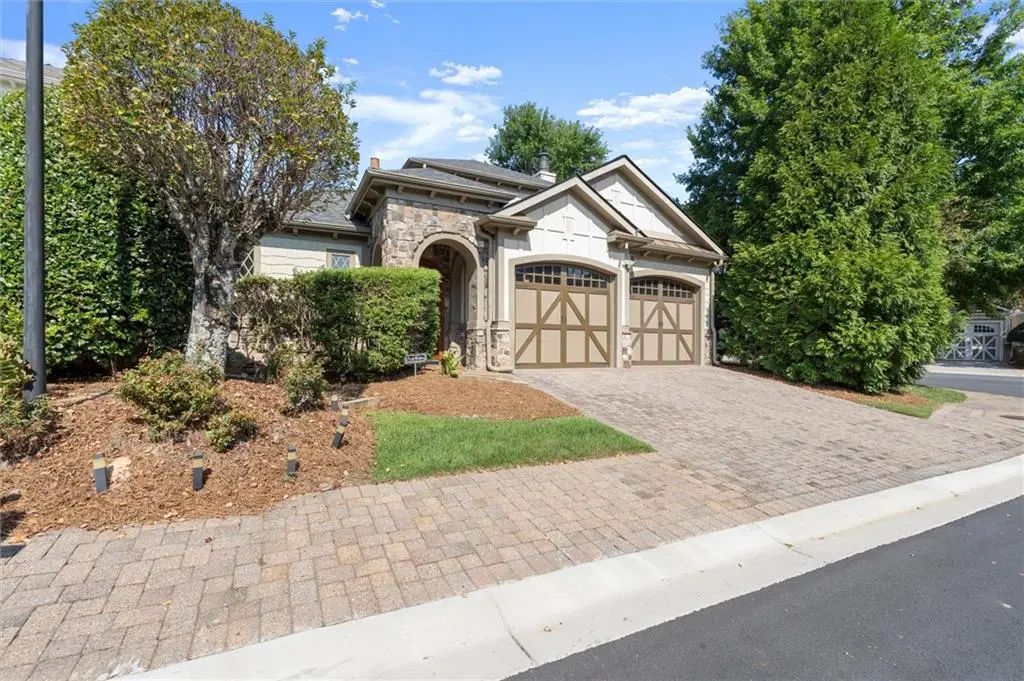 313 Gray Shingle Lane, Woodstock