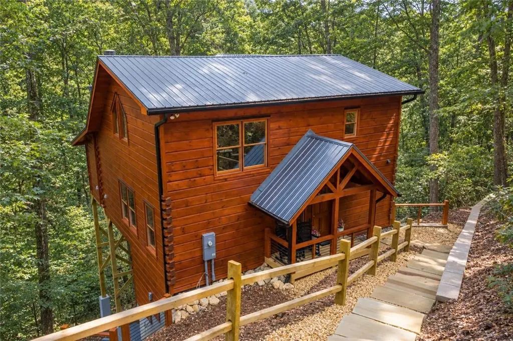 138 Rhondas Way, Ellijay