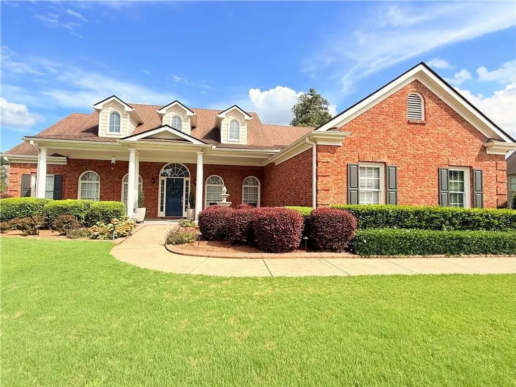 1353 Arbor Bluff Court, Lawrenceville