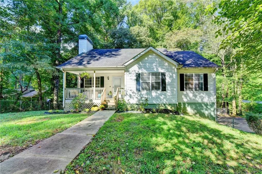16 River Oak Court, Dawsonville