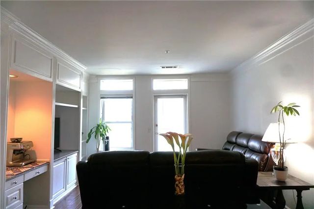 Unit 601 - 3334 Peachtree Road Ne, Atlanta