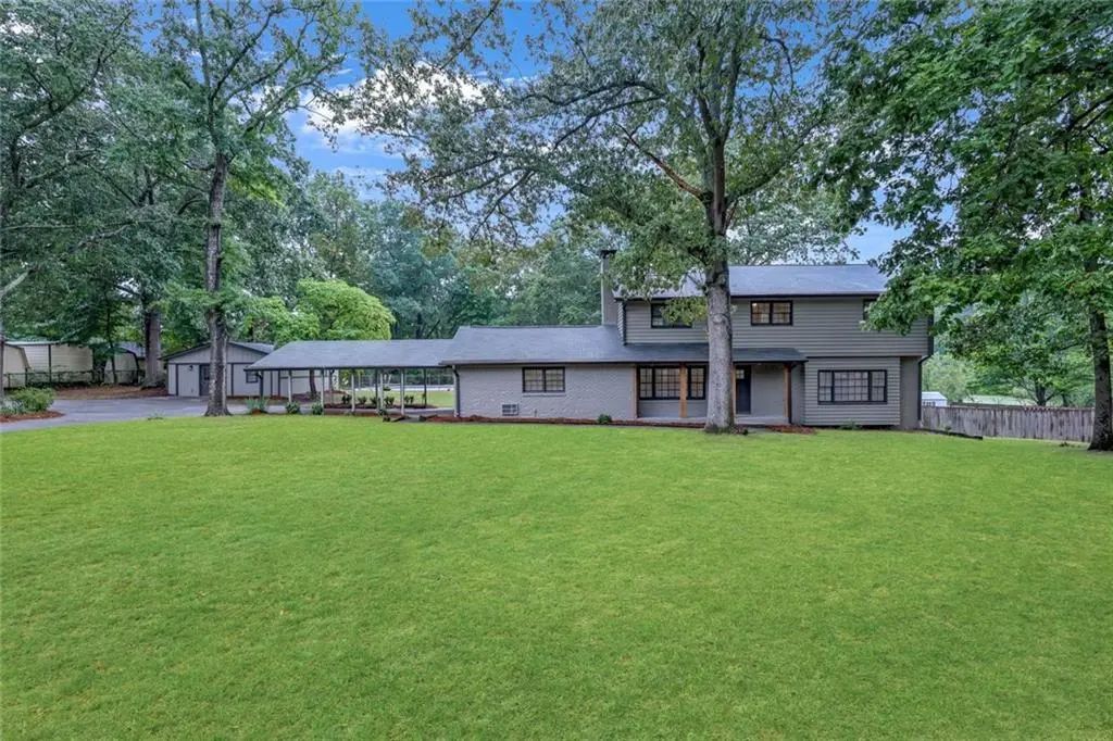 2541 Poplar Street, Snellville