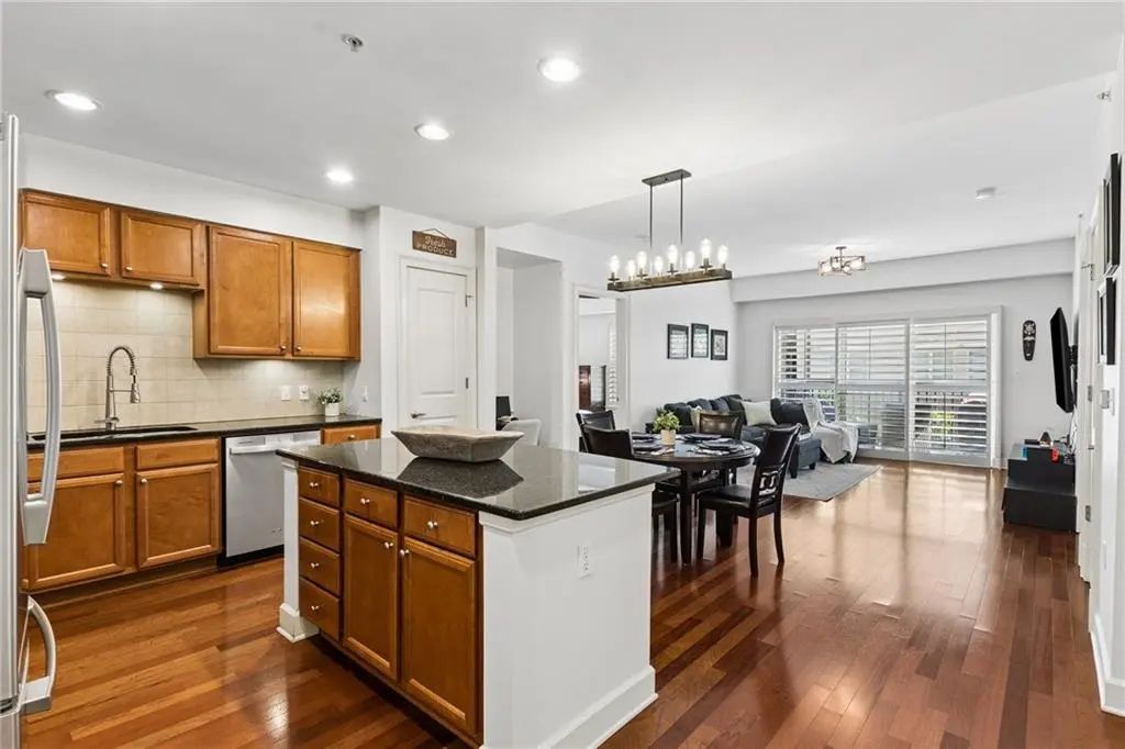 Unit 428 - 200 River Vista Drive, Atlanta
