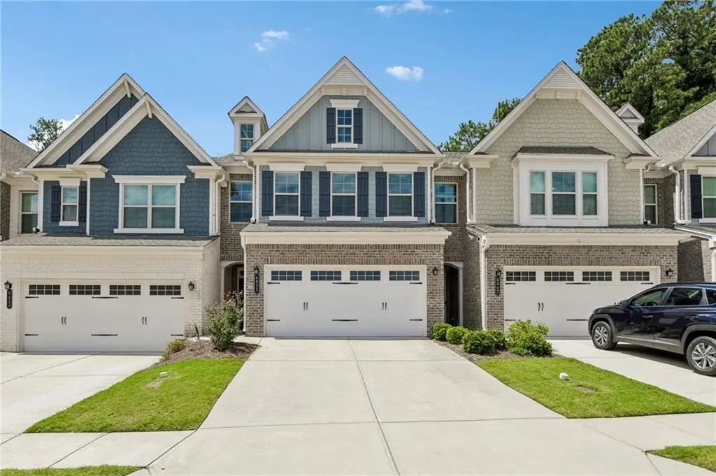 6032 Harbor Landing Drive, Buford
