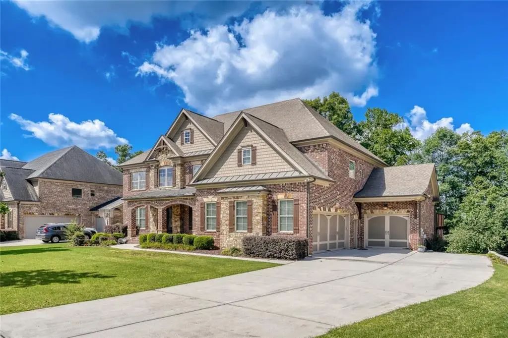 3066 Walking Horse Trail, Buford