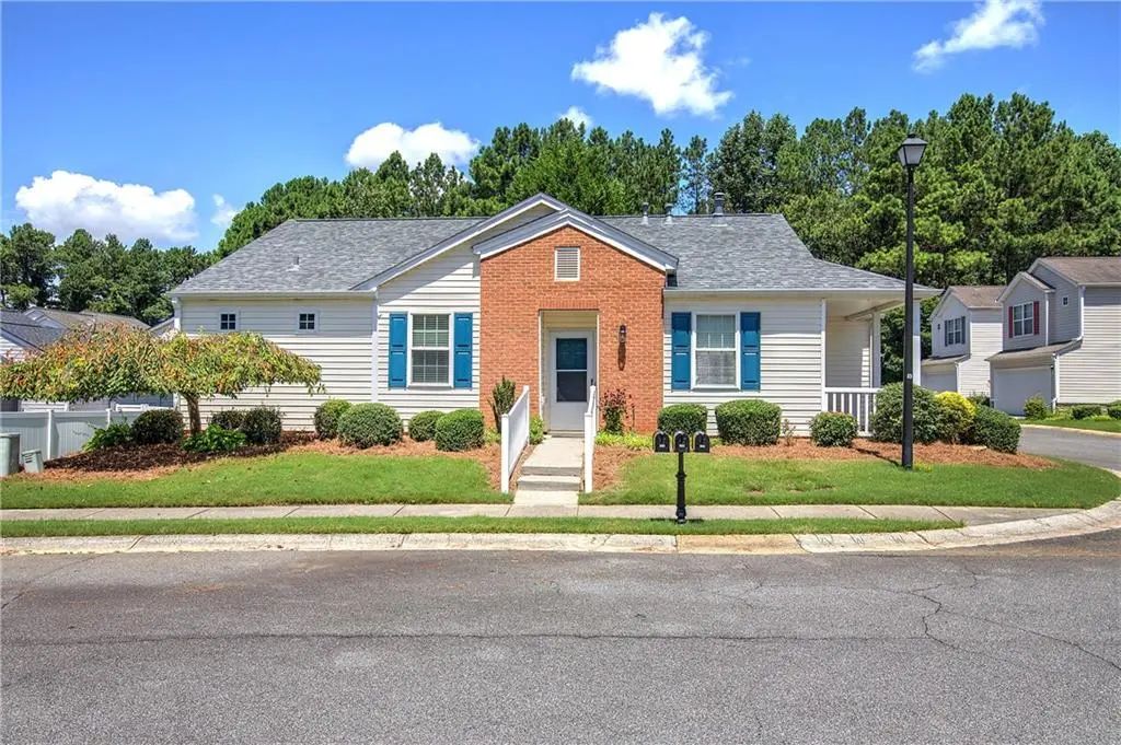 560 Windcroft Circle Nw, Acworth