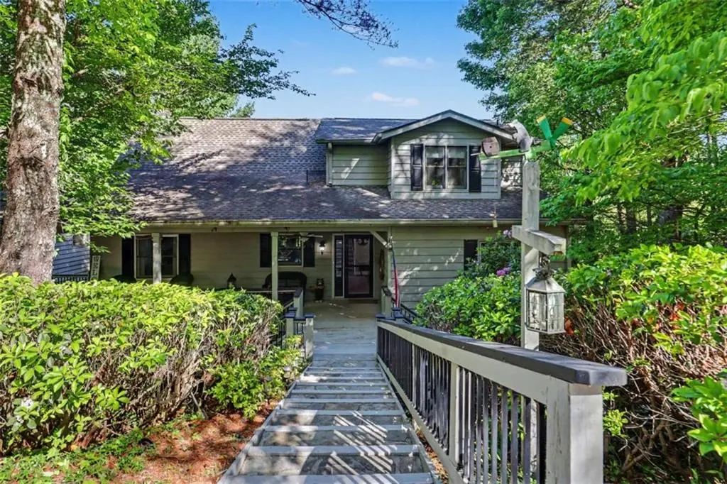 519 Pinecrest Road, Sautee Nacoochee