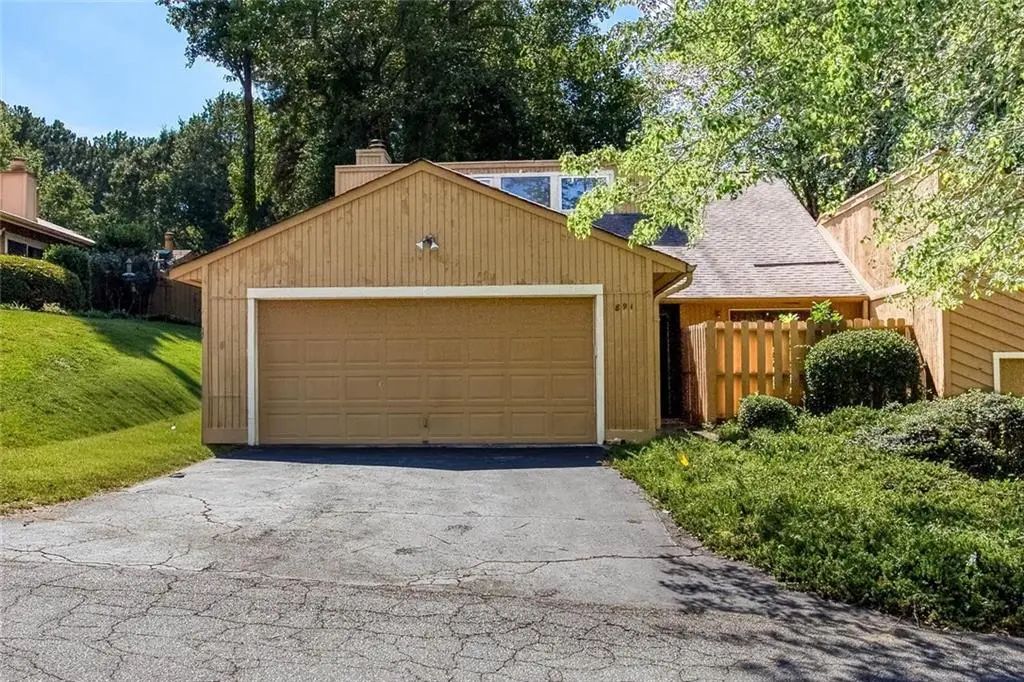 891 Lake Hollow Boulevard Sw, Marietta