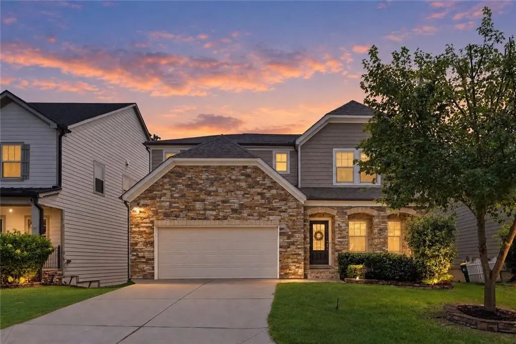 204 Meadows Court, Woodstock