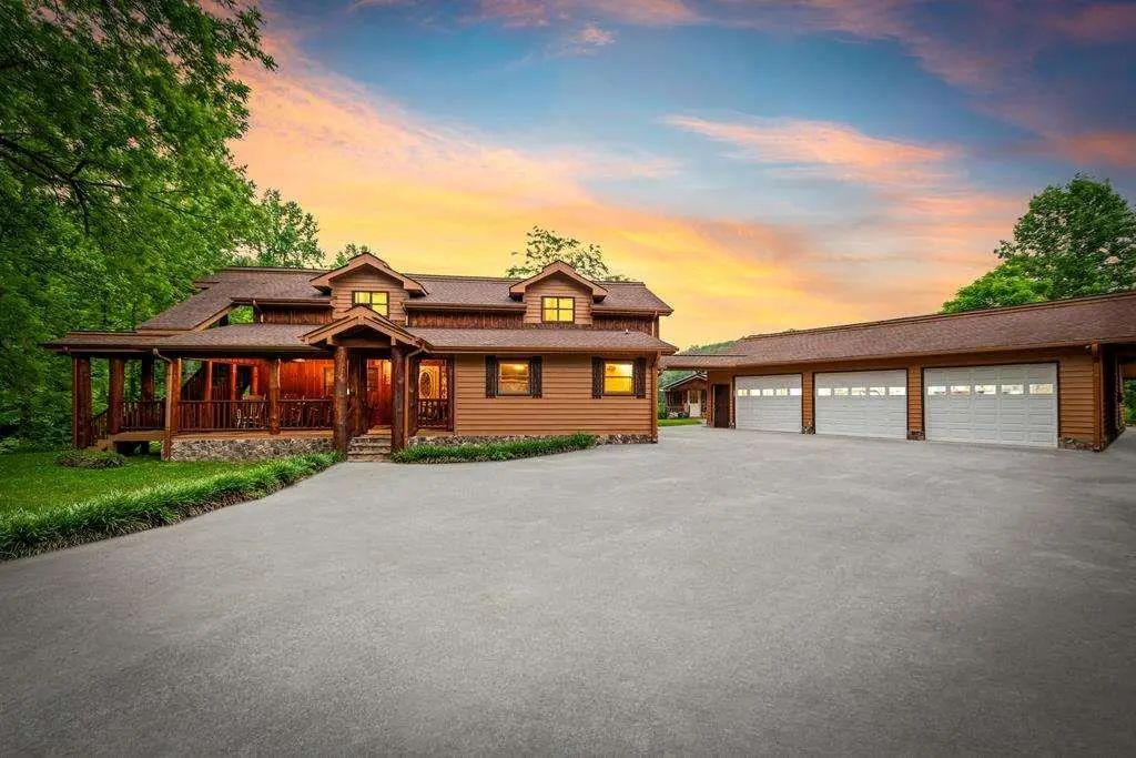 1898 Kimsey Dairy Road, Copperhill