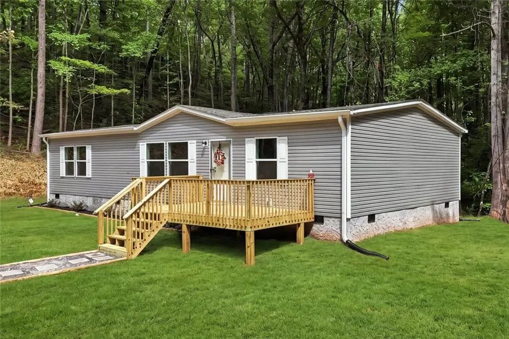 2296 Highway 136 East, Jasper