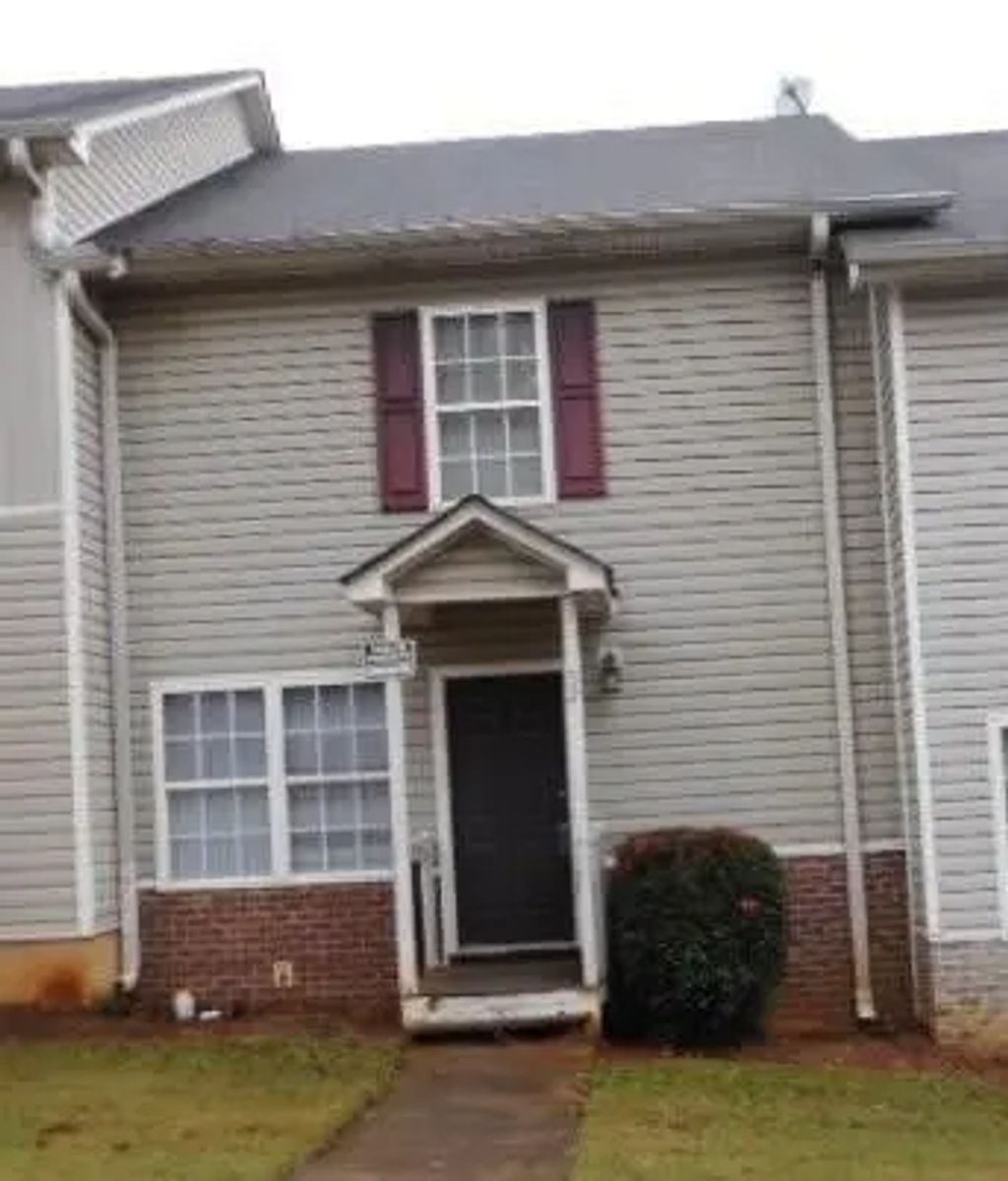 52 Fairview Street, Cartersville