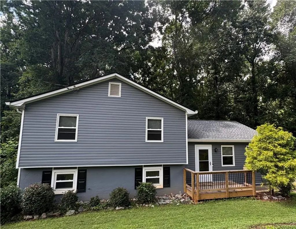 3448 Forest Knoll Drive, Duluth