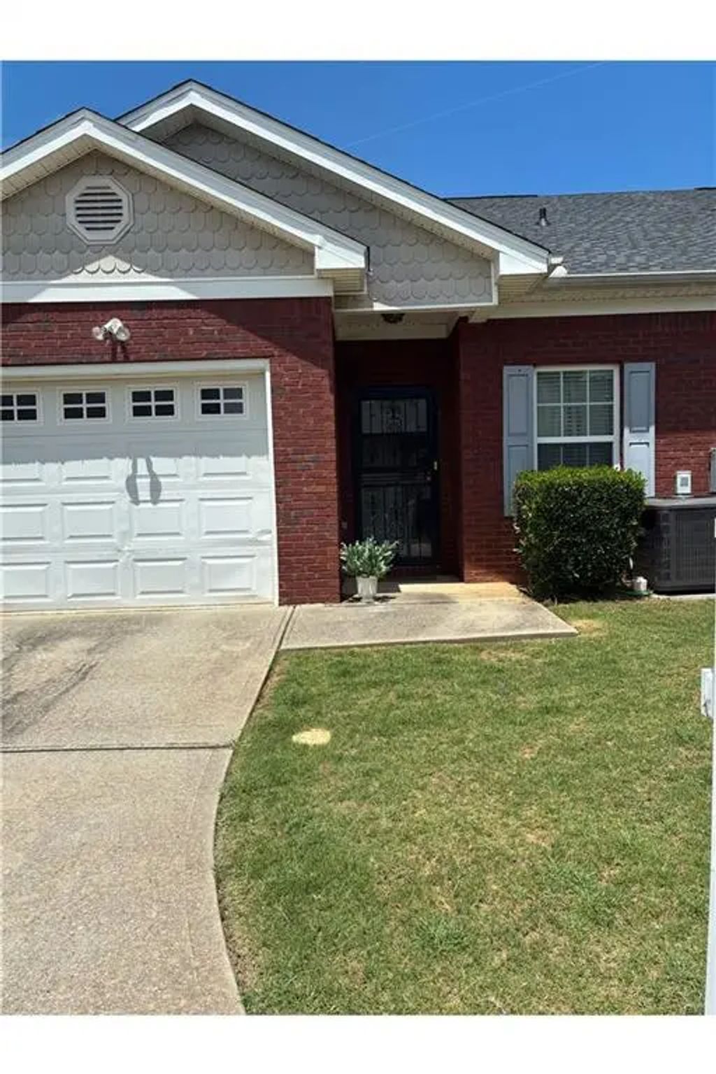 240 Valley Hill Road Sw, Riverdale
