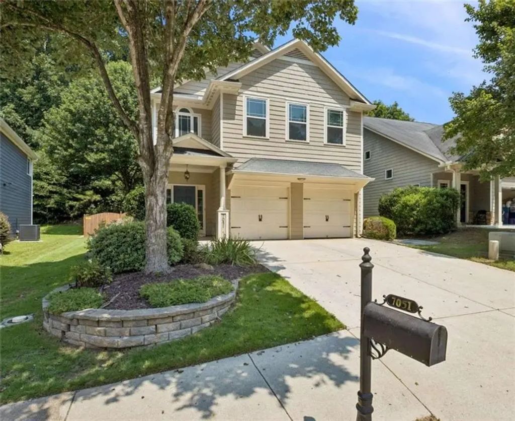 7051 Silk Tree, Braselton