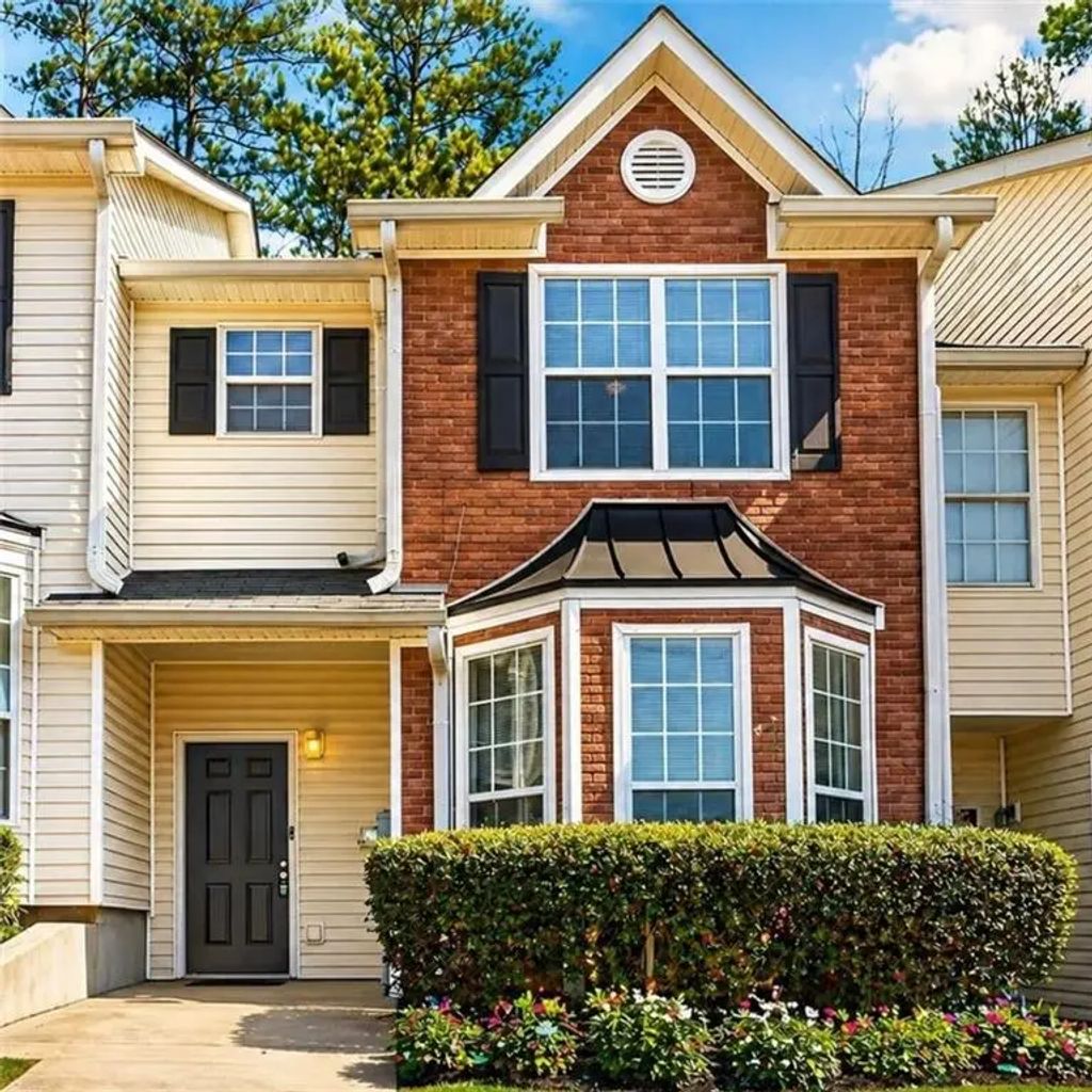 7614 Creekside Lane, Riverdale