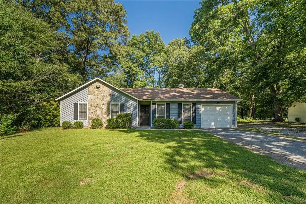 5350 Greenhedge Trail, Stone Mountain