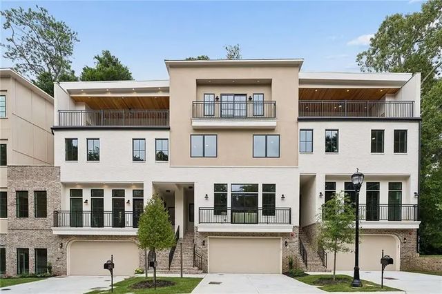 3521 Kingsboro Road, Atlanta