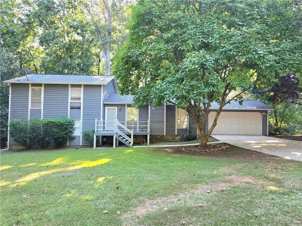 692 Talemwood Court, Lawrenceville