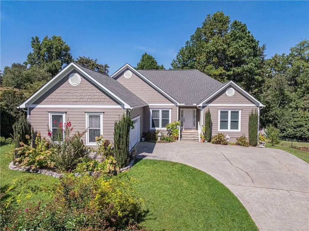 2290 Black Bear Court, Buford