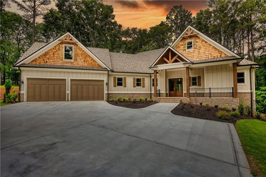 1040 Oak Valley Road, Greensboro