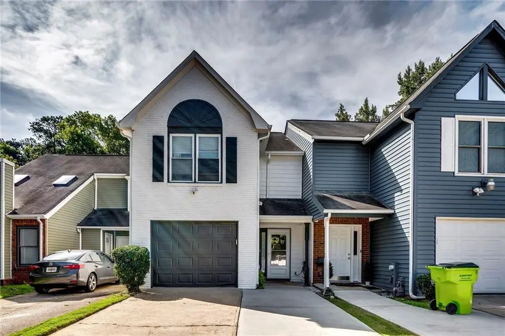 7982 Creekstone Way, Riverdale