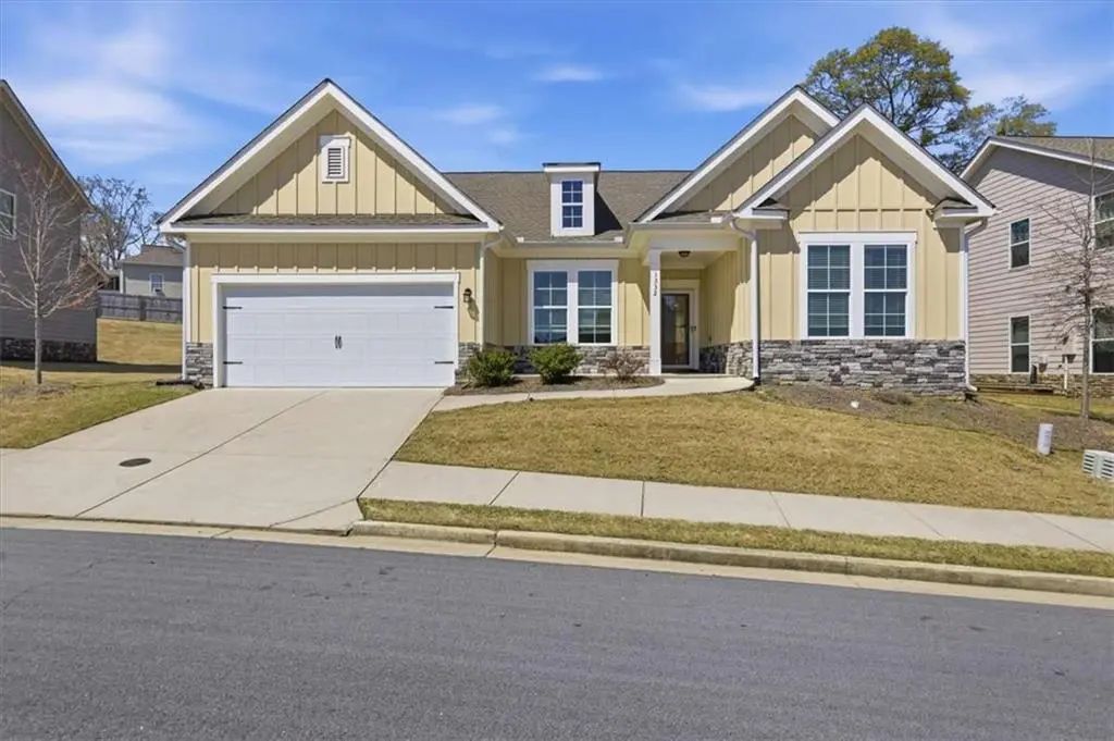 1332 Slaton Manor Drive, Conyers