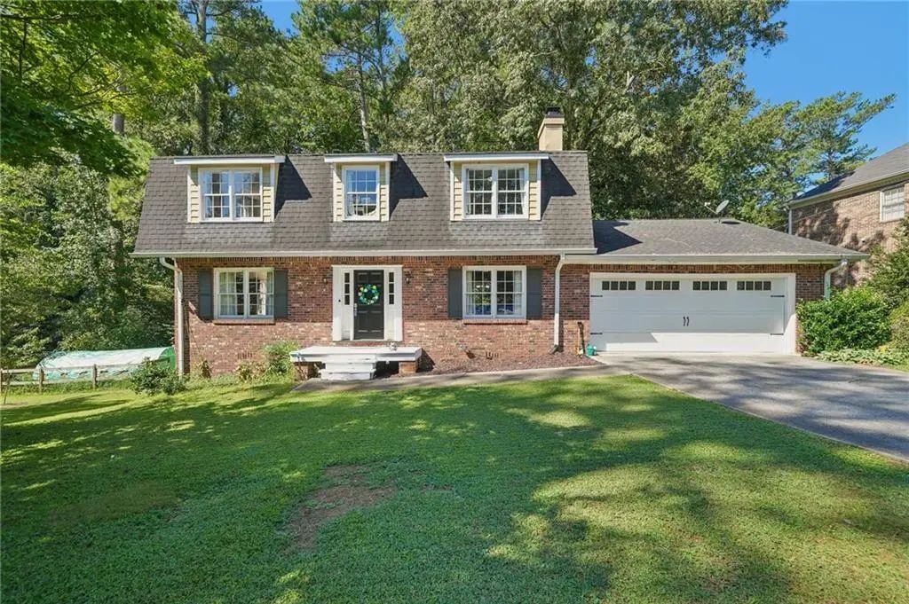 585 James Street Sw, Lilburn