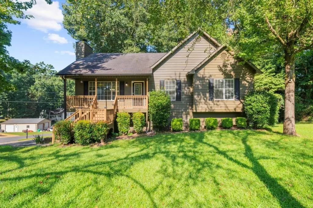 5041 Twig Haven Circle, Canton