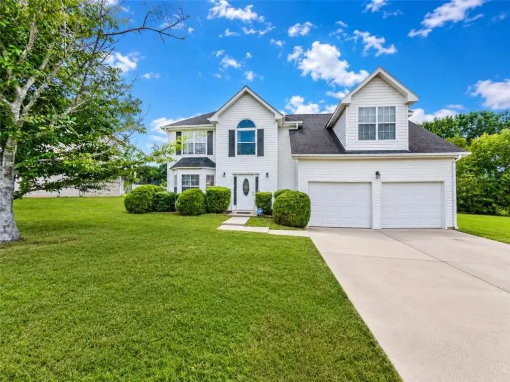 6049 Hitt Lake Trail, Stone Mountain