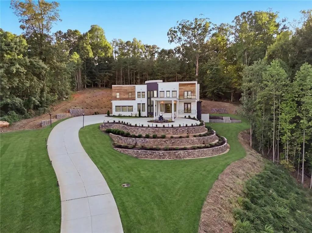 1612 Mountain Shadow Trail, Stone Mountain