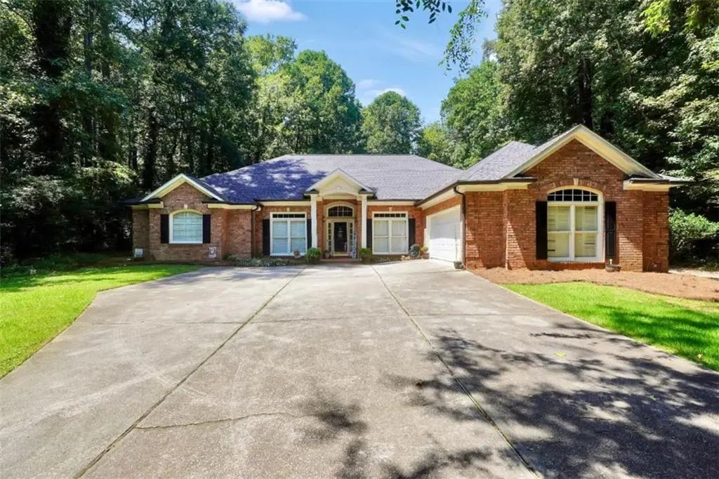 2434 Creekside Trace, Jonesboro